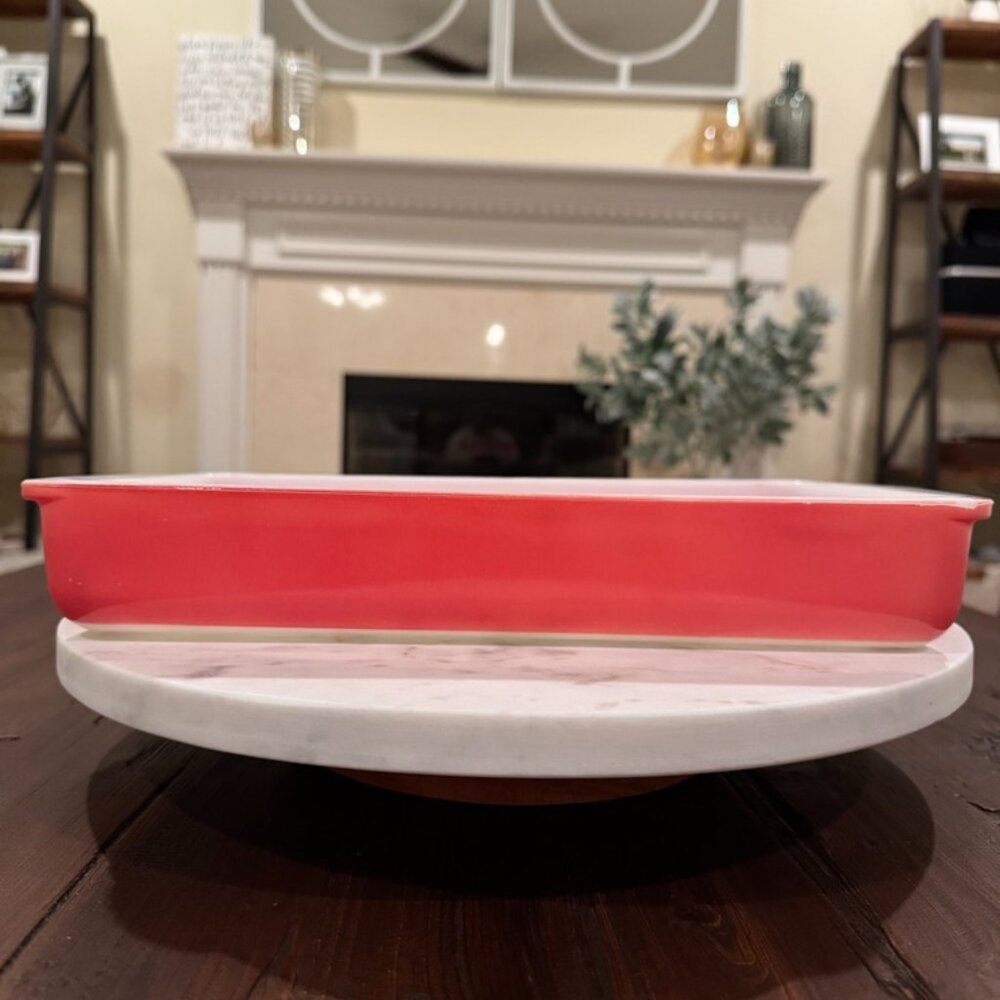 Pyrex Flamingo 232 Baking and Serving Dish